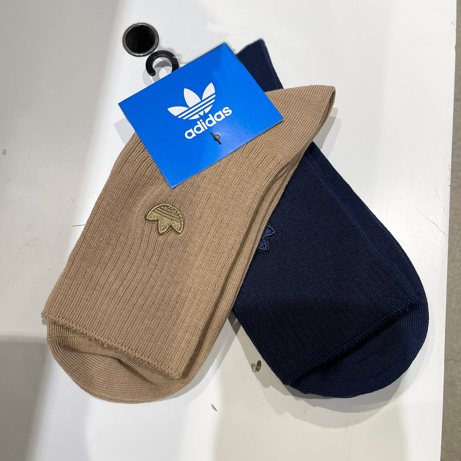 阿迪达斯三叶草袜子男女冬季新款中筒运动袜篮球简约两双休闲女袜,运动包/户外包/配件,运动袜,淘宝优惠券,粉丝福利购,淘宝优惠卷