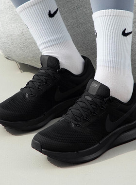 NIKE耐克女鞋春夏季新款REVOLUTION 7运动鞋轻便黑色跑步鞋FB2208
