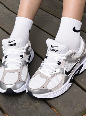 Nike耐克鞋子正品V5 RNR女鞋厚底运动鞋冬季新款跑步鞋老爹鞋网鞋