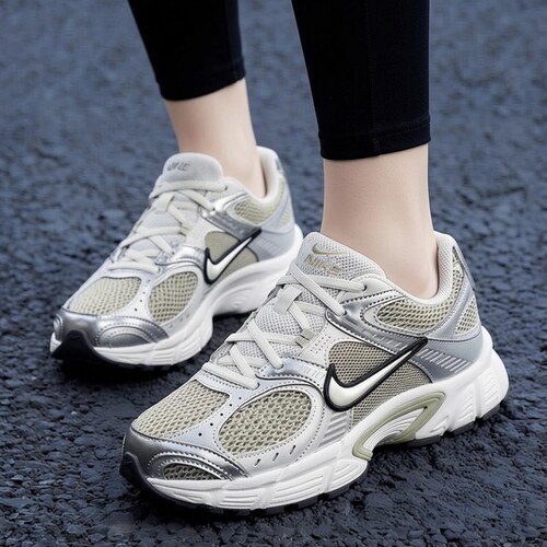 Nike耐克鞋子厚底老爹鞋春季新款女鞋网面运动鞋旅行休闲鞋HQ7901