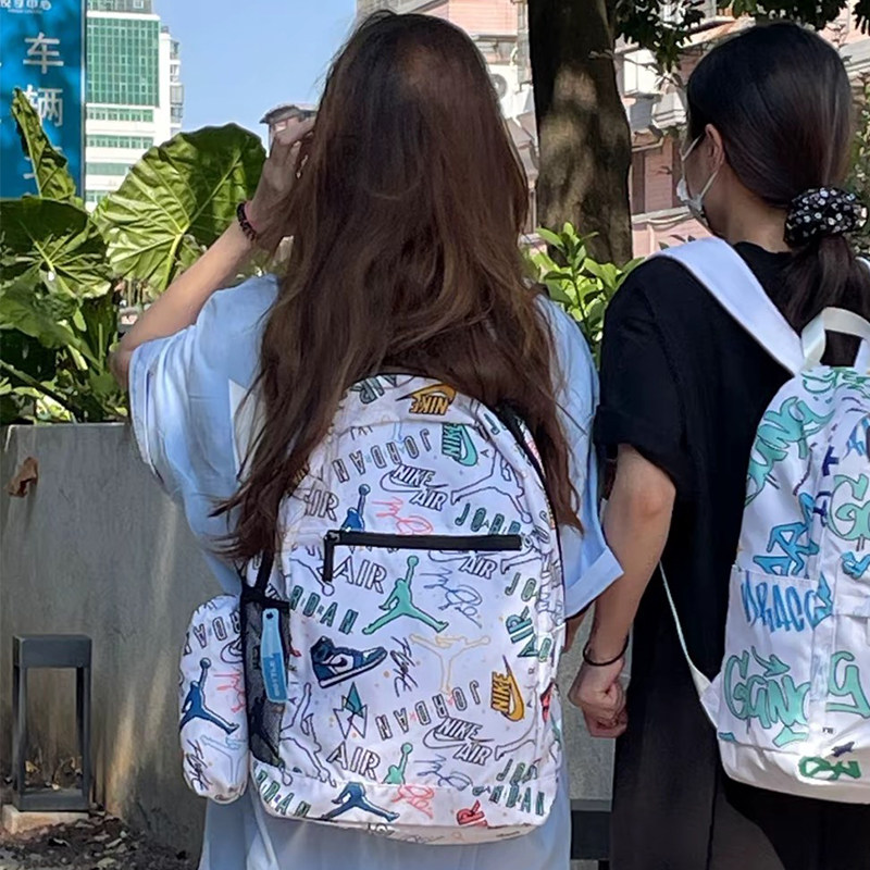 Jordan双肩包学生书包运动包