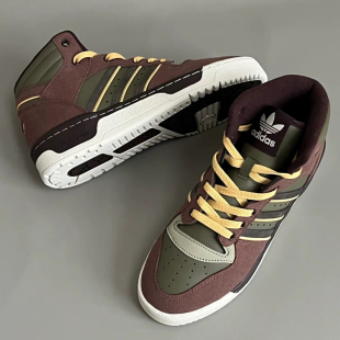 阿迪达斯三叶草男鞋冬季新款复古棕色休闲篮球运动高帮板鞋JH9603