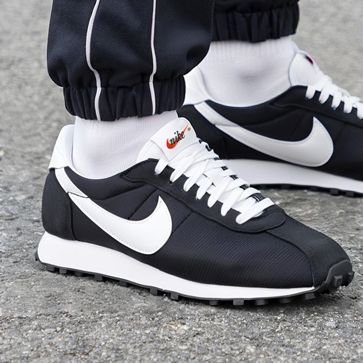 Nike耐克鞋子正品华夫鞋复古男鞋新款运动鞋网面阿甘鞋跑鞋HJ4687