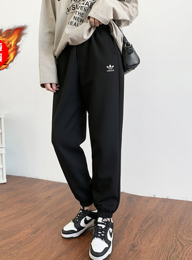 阿迪达斯三叶草加绒裤子女秋季新款宽松卫裤黑色运动束脚裤IA6437