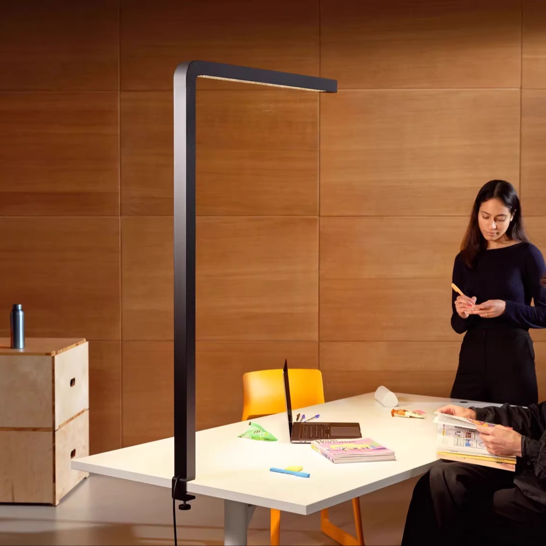 LED写字台灯Grau铝智能调光220V