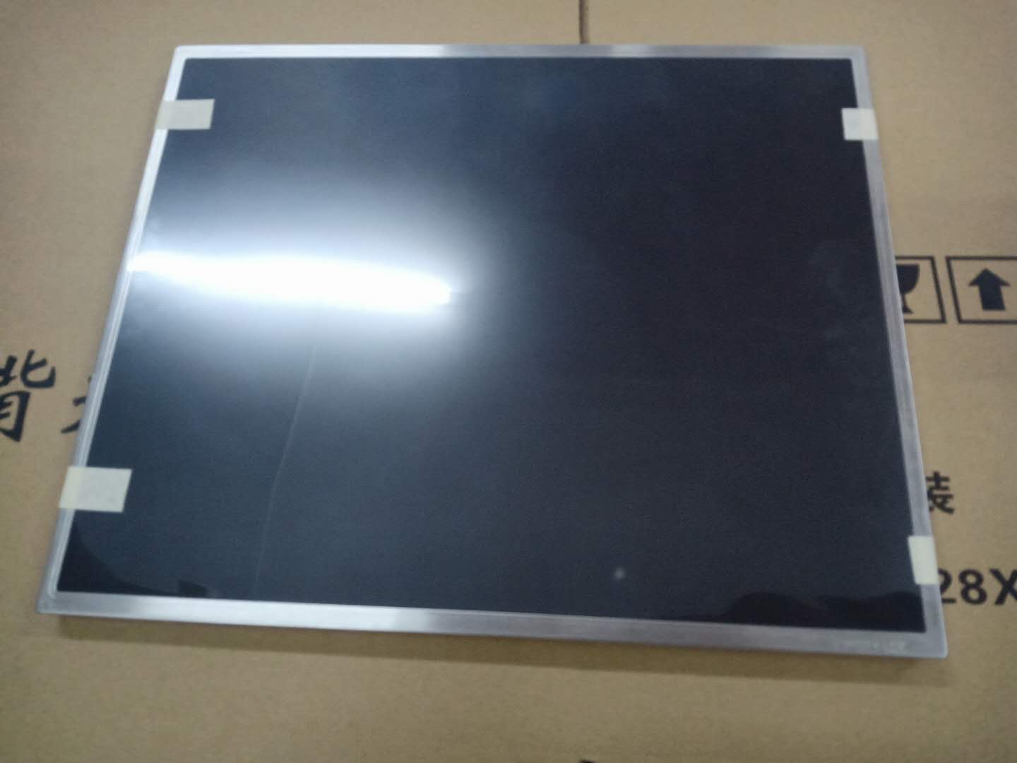 LQ190N1LW01 TX48D50VM0BAA M190Z3-L05 M190Z3-L02 M190Z3-L01