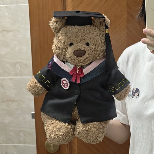 jellycat巴塞罗熊学士服毕业娃衣