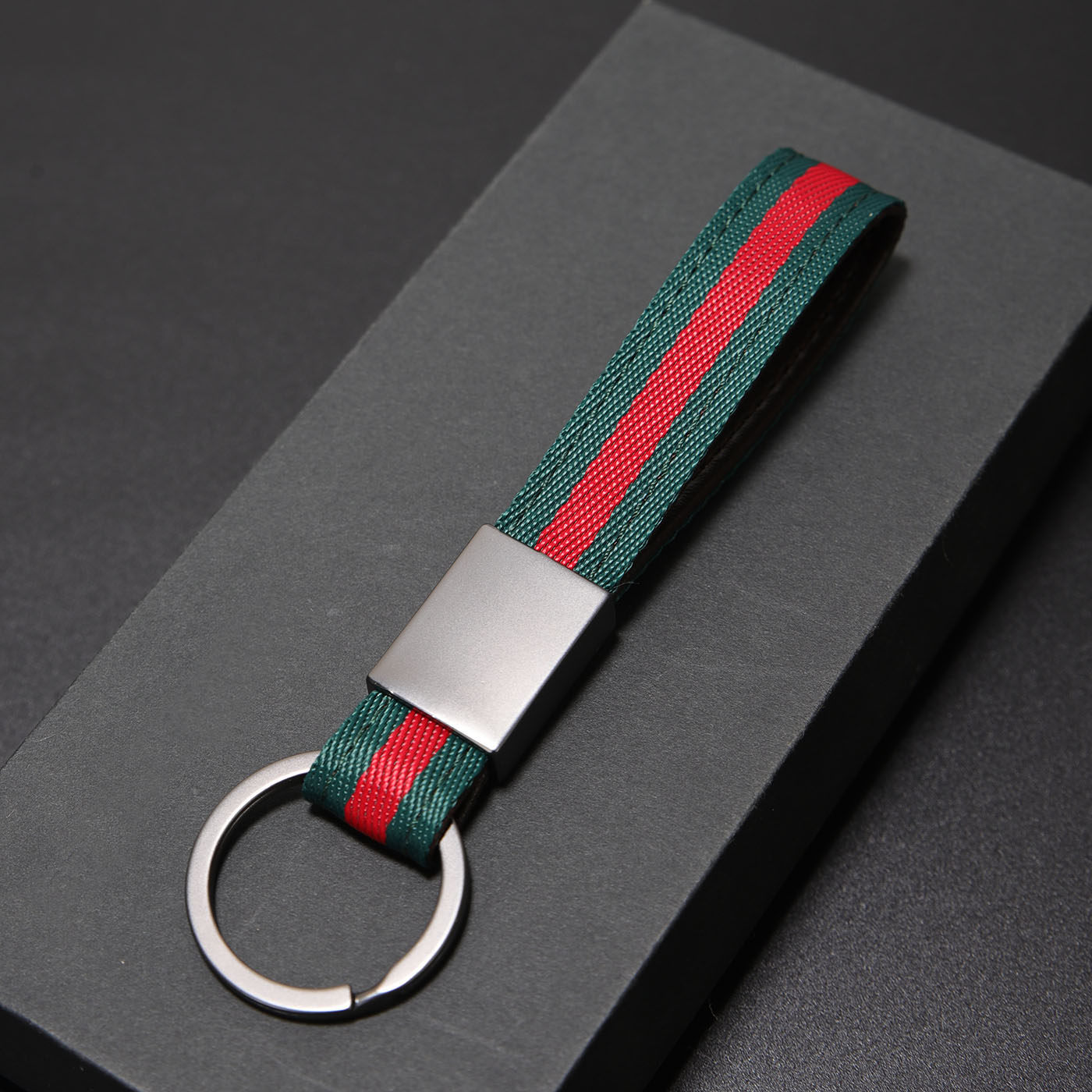 汽车钥匙扣挂件男高级感绳带锁匙扣编织绳防丢摩托车电动车钥匙链,节庆用品/礼品,钥匙扣,淘宝优惠券,粉丝福利购,淘宝优惠卷