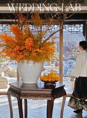 橘黄色桌花装置美陈装置摆饰装饰婚礼艺术装饰橱窗陈列商业美陈
