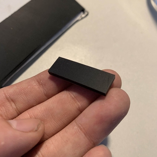 机械键盘脚垫防滑贴加厚耐磨稳定4枚底部黑色长方形RK狼蛛黑爵104