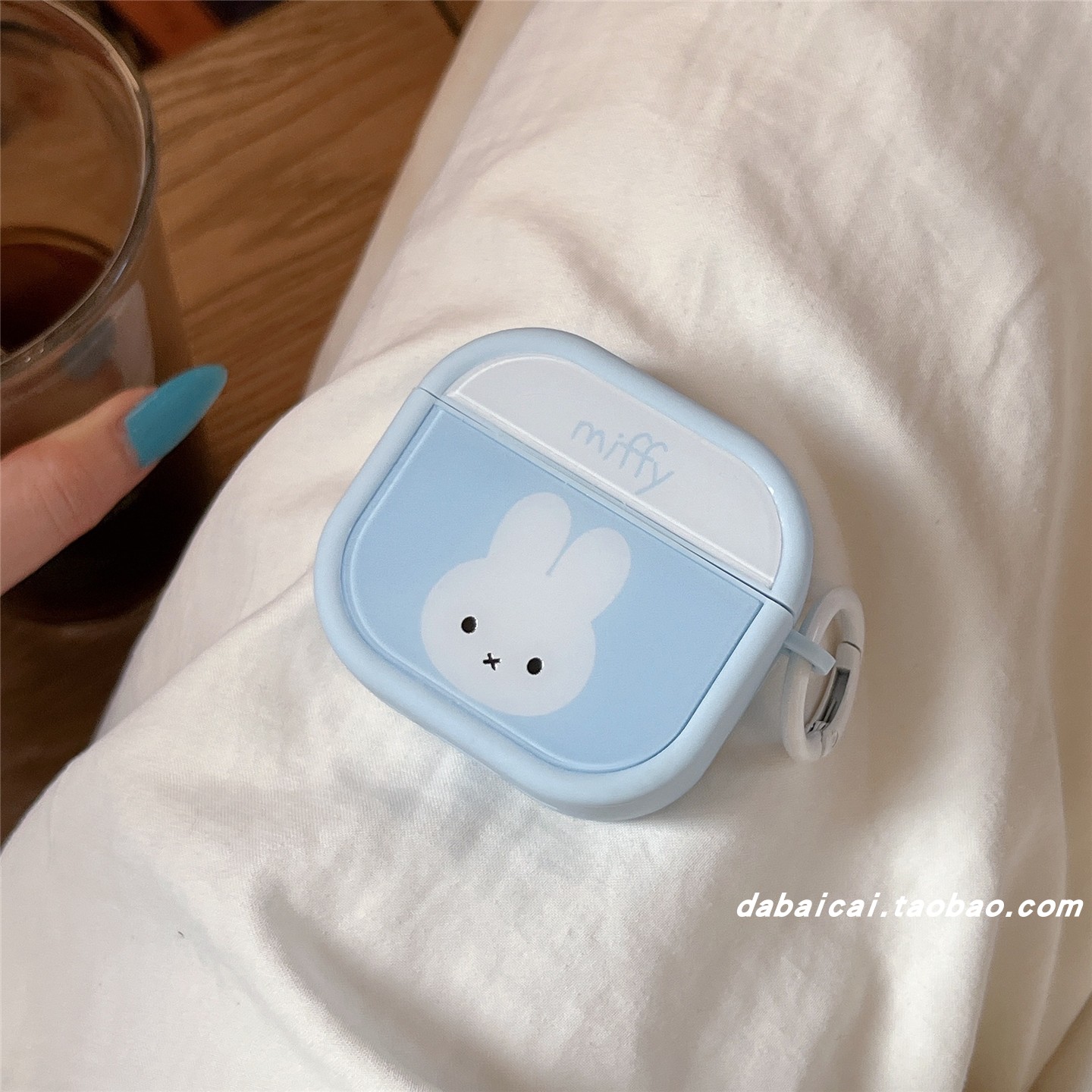 ins韩系蓝色英文兔子头像适用airpods4耳机套pro3新款airpodspro2保护套3代苹果无线蓝牙耳机壳三代airpods女