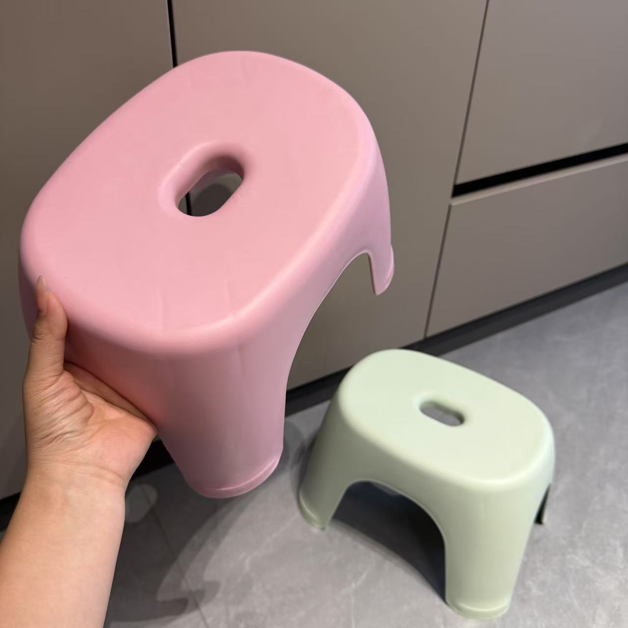 儿童卡通塑料加厚防滑矮凳