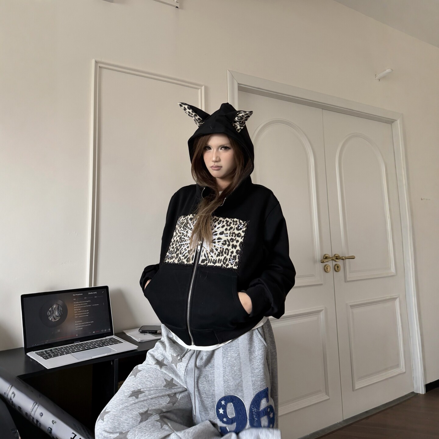 DHSS美式复古豹纹猫耳朵连帽卫衣春季宽松短款贴布休闲开衫外套