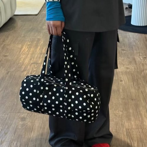 可爱风黑白波点旅行单肩手提包