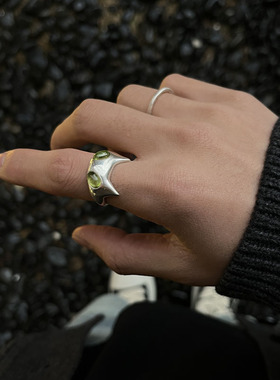 原创定制925银镶异形猫咪天然宝石手工开口戒指小众高级指环男女