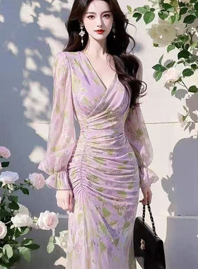 超好看紫色雪纺碎花连衣裙女2026早春度假风法式修身御姐收腰长裙