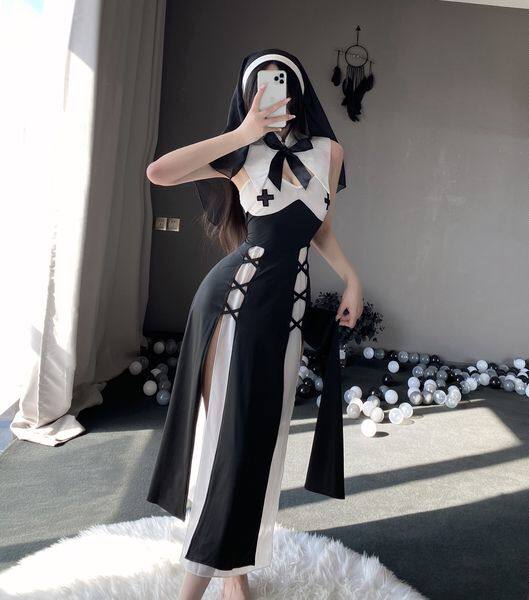 八了个八长款遮肉cosplay纯真修女坏坏姐姐二次元七了个三iosgirl