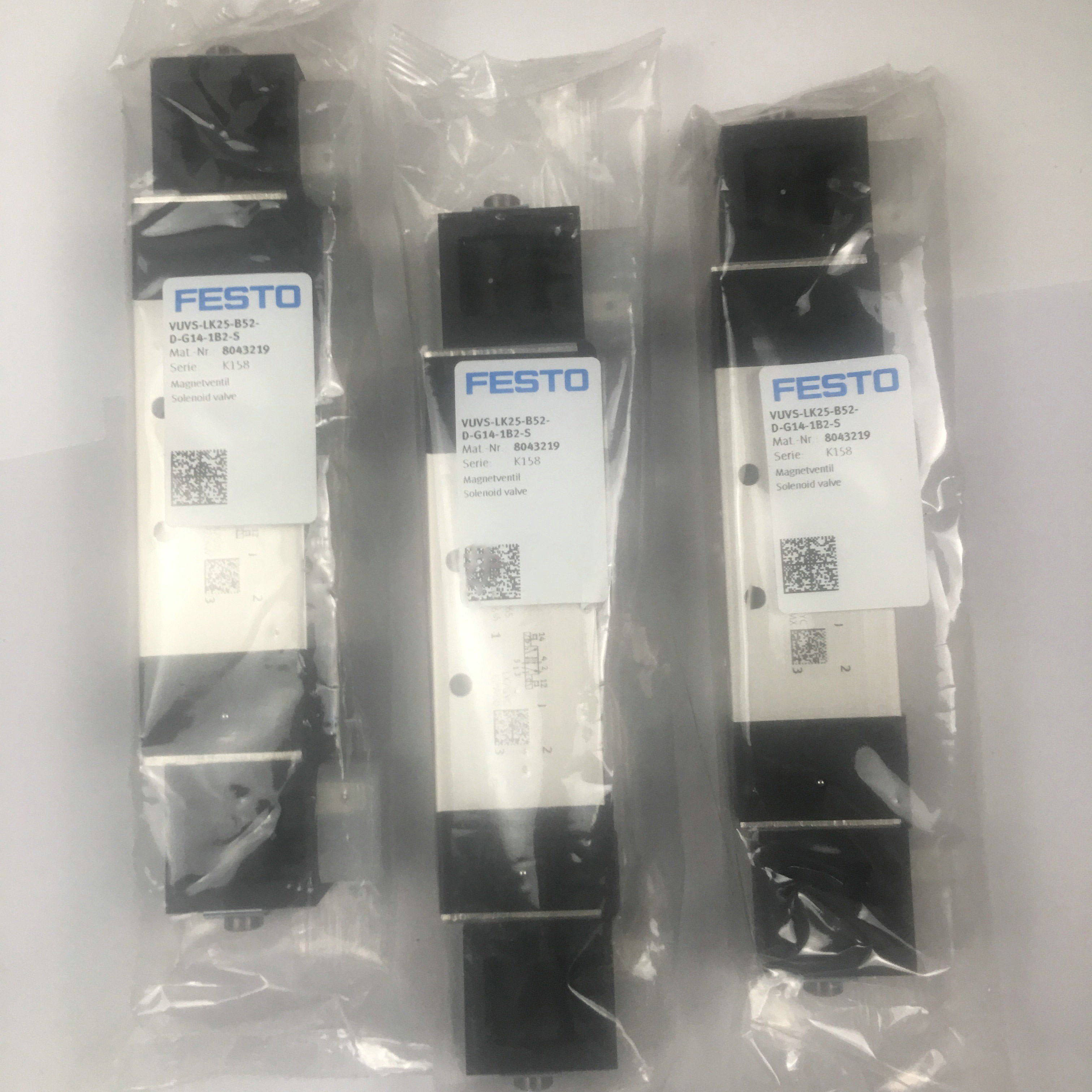 FESTO 电磁阀 VUVS-LK25-B52-D-G14-1B2-S 8043219 8043218