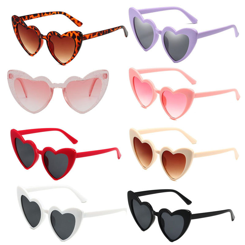 少女爱心眼镜单身生日拍照墨镜