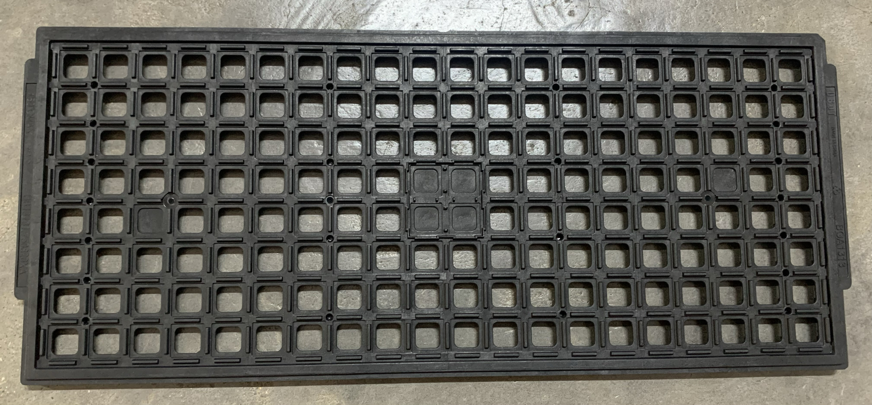 IC芯片托盘 BGA13*13*1.75 UBOT UB13131.750820XA 160格/盘