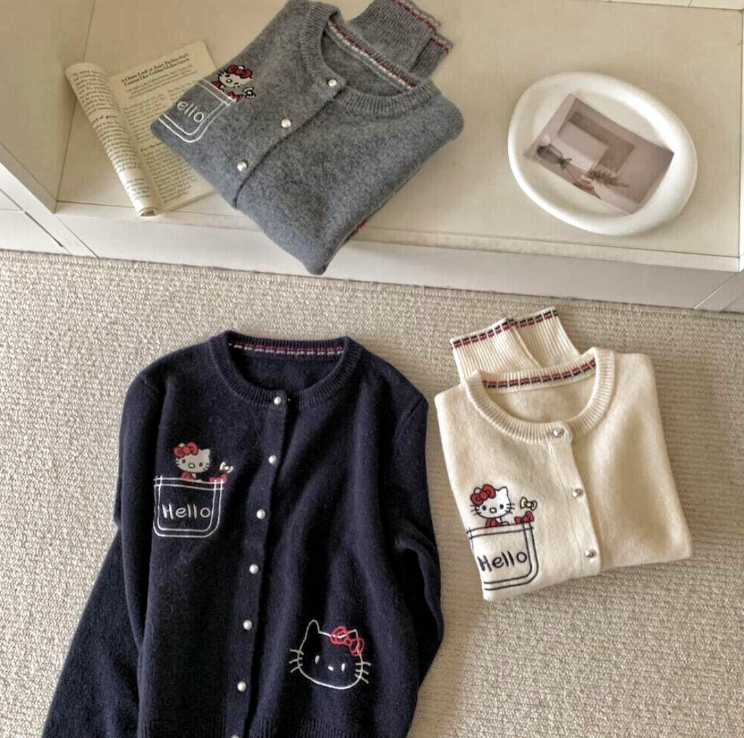 hello Kitty猫刺绣春冬毛绒绒慵懒风长袖毛衣针织开衫女内搭灰色