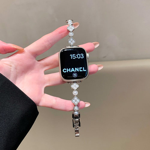 适用苹果手表iwatch10表带透气四叶草珍珠金属链小米98pro华为fit
