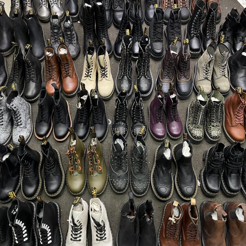 【37-45】多款！联名 限定款 真皮8孔马丁男女中性机车英伦靴