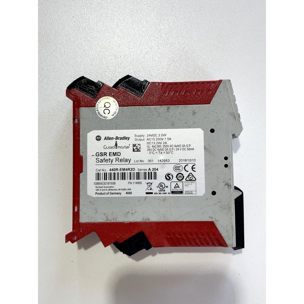 440R-EM4R2D 实拍现货PLC可控制编程模块 议价