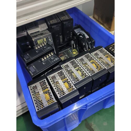 基恩士24VDC 6.5A电源CA-U4 成色如图便宜 议价