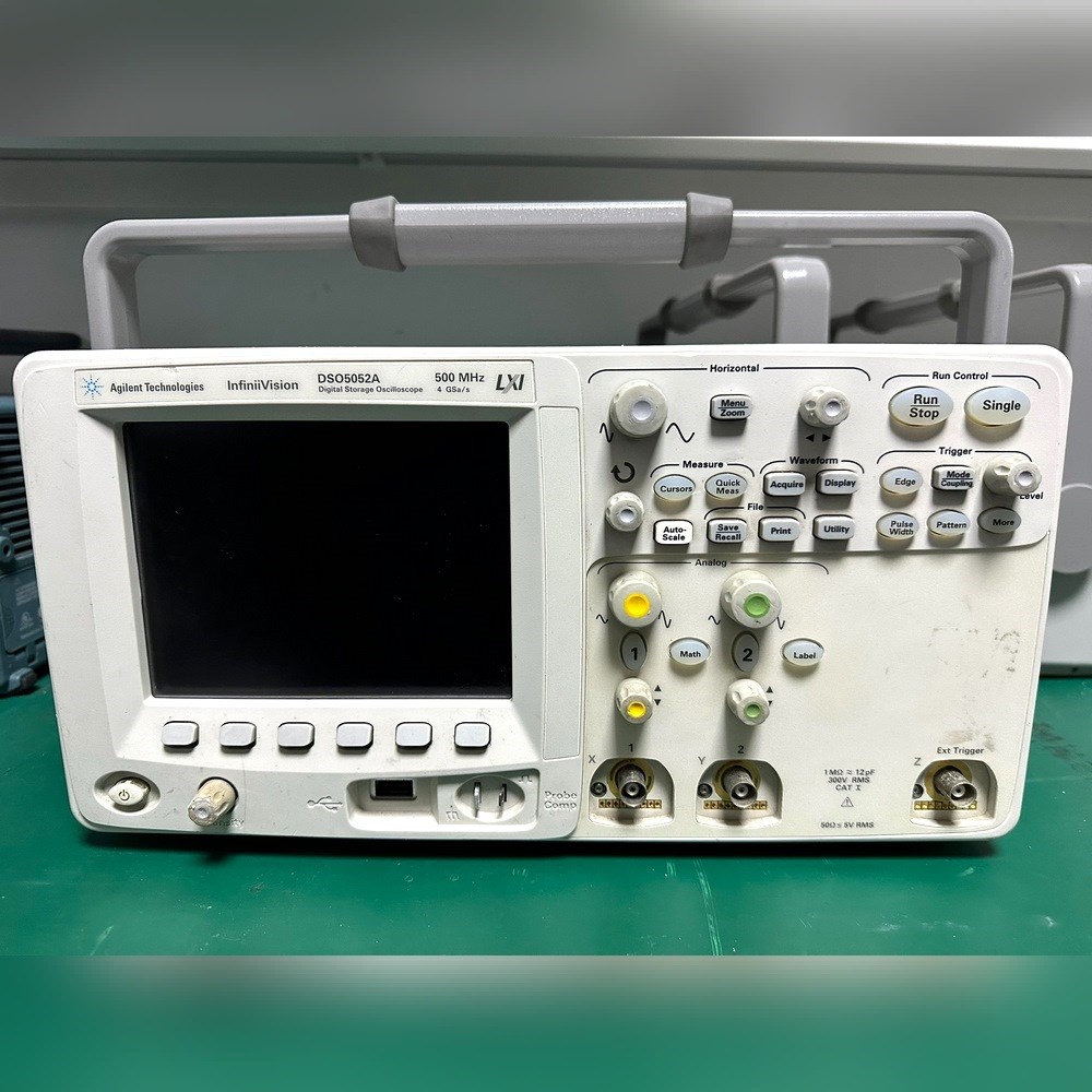 实验室的Agilent安捷伦DSO5052A示波器外观 议价