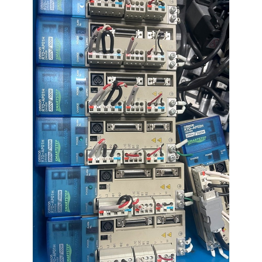 R7D-AP01H驱动器外观好议价 议价