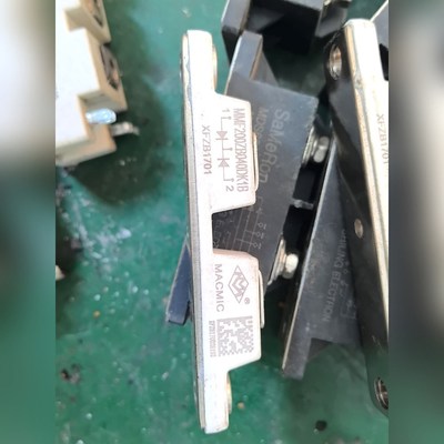 MMF200ZB040DK1B宏微200A快恢复二极管. 议价