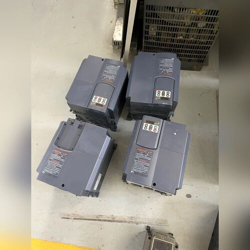 富士变频器 FRN7.5F1S-4C现货15KW 7.5KW 议价
