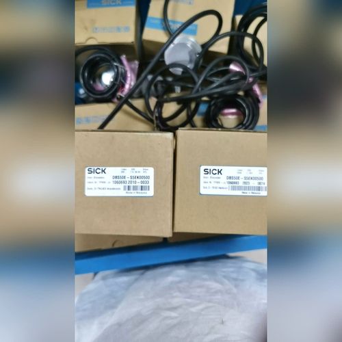 旋转编码器 1060693 DBS50E-S5EK00500 议价