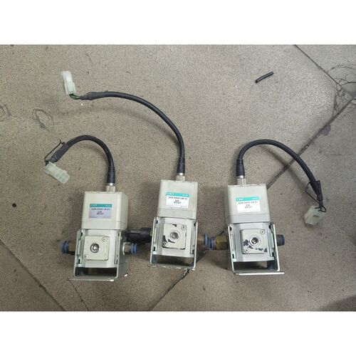 CKD比例阀EVR-2500-18-E2实物如图 议价