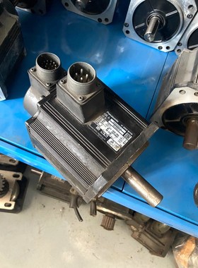 伺服电机MGMA092P1G 0.9KW200V7.6A 议价