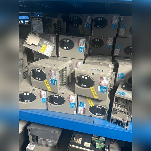 施耐德驱动器1.4KW包好LXM05BD14N4成色漂亮 议价