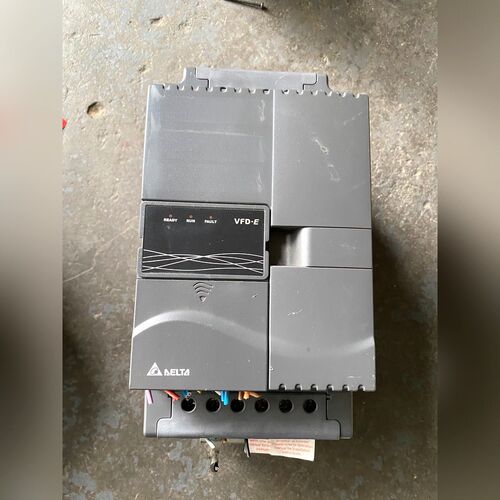 VFD055E43A E变频器5.5kw 外观成色不错 议价