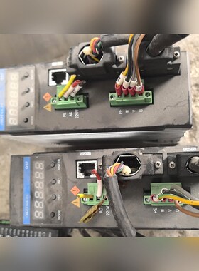 众为兴伺服驱动器 QS7AA010M 电机看图片三个 议价