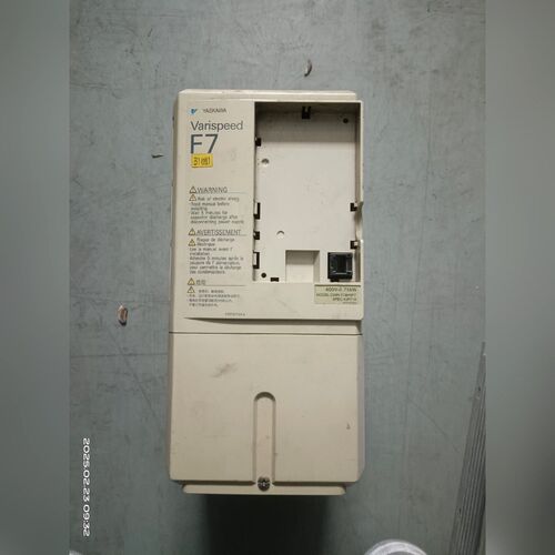 安川F7变频器CIMR-F7B40P7 议价