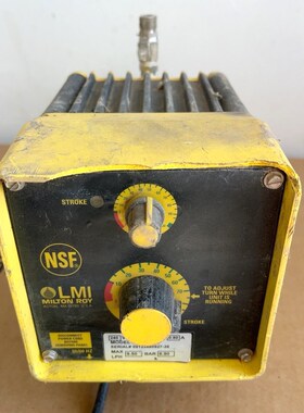 美国米顿罗电磁隔膜计量泵B126-297 一共3 议价