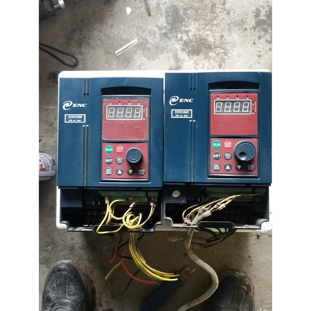 易能变频器EDS0-4T0037G0055P 议价