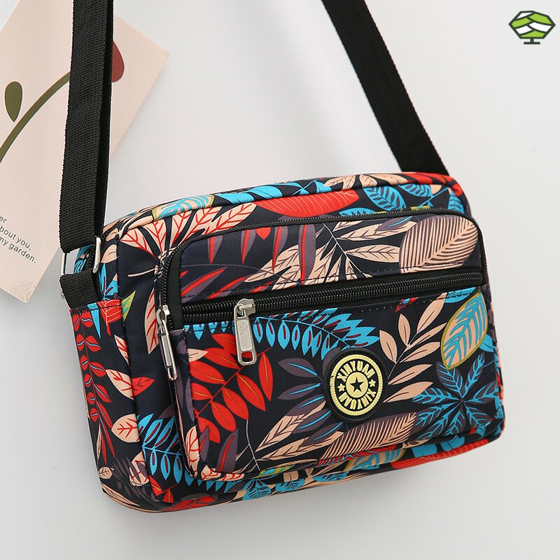 新款装手机包女斜挎包夏季迷你小包包横款帆布手拿包手腕零钱包