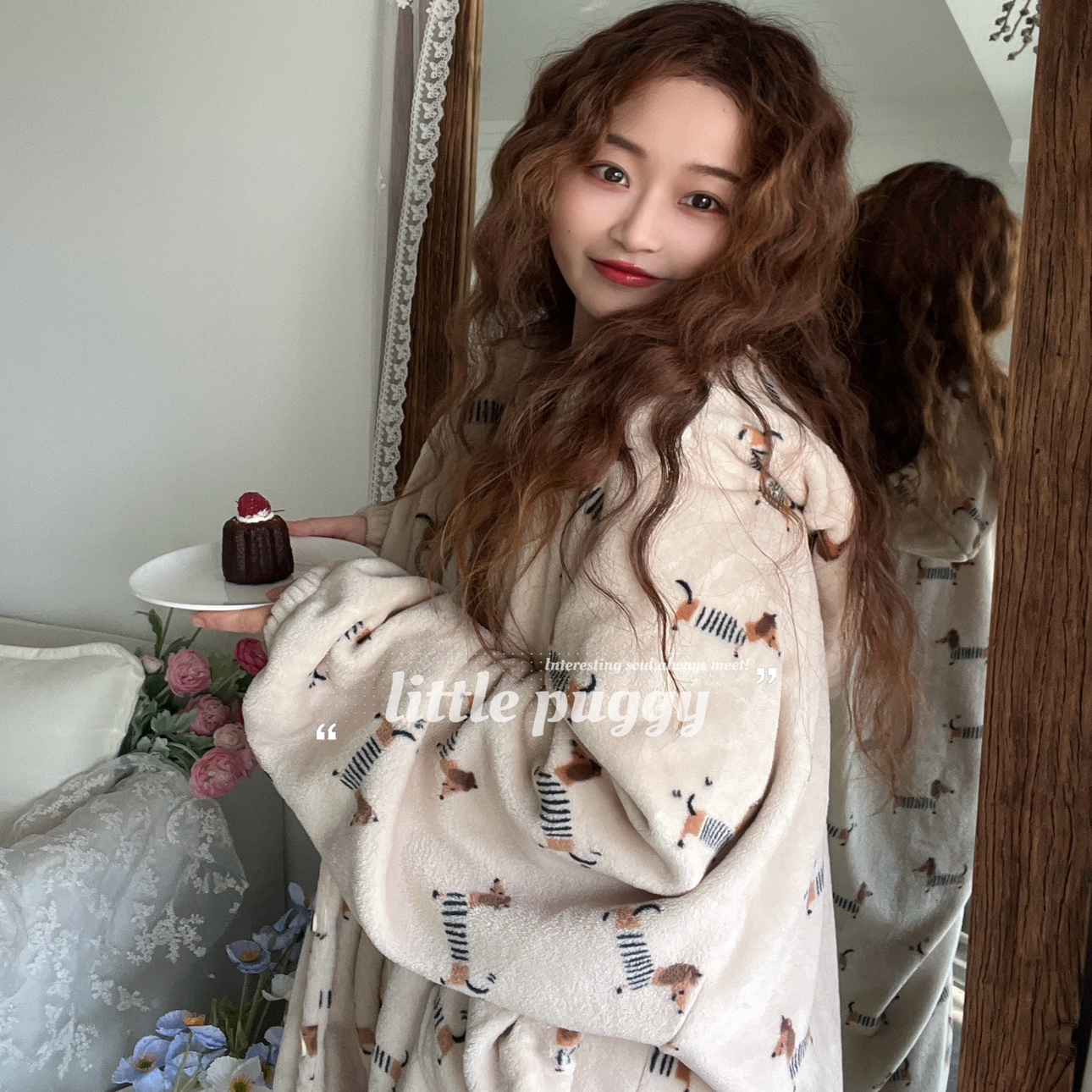 2025珊瑚绒睡衣女款秋冬季加绒加厚浴袍连帽长款保暖宽松睡袍套装
