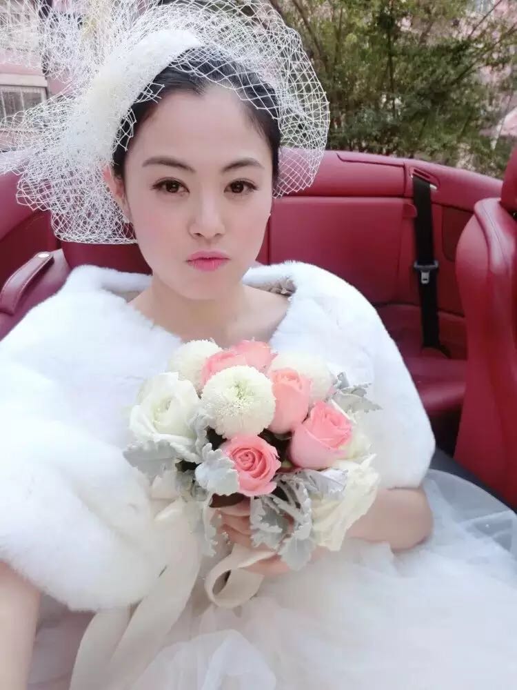 新娘结婚皮草獭兔毛纯白色披肩