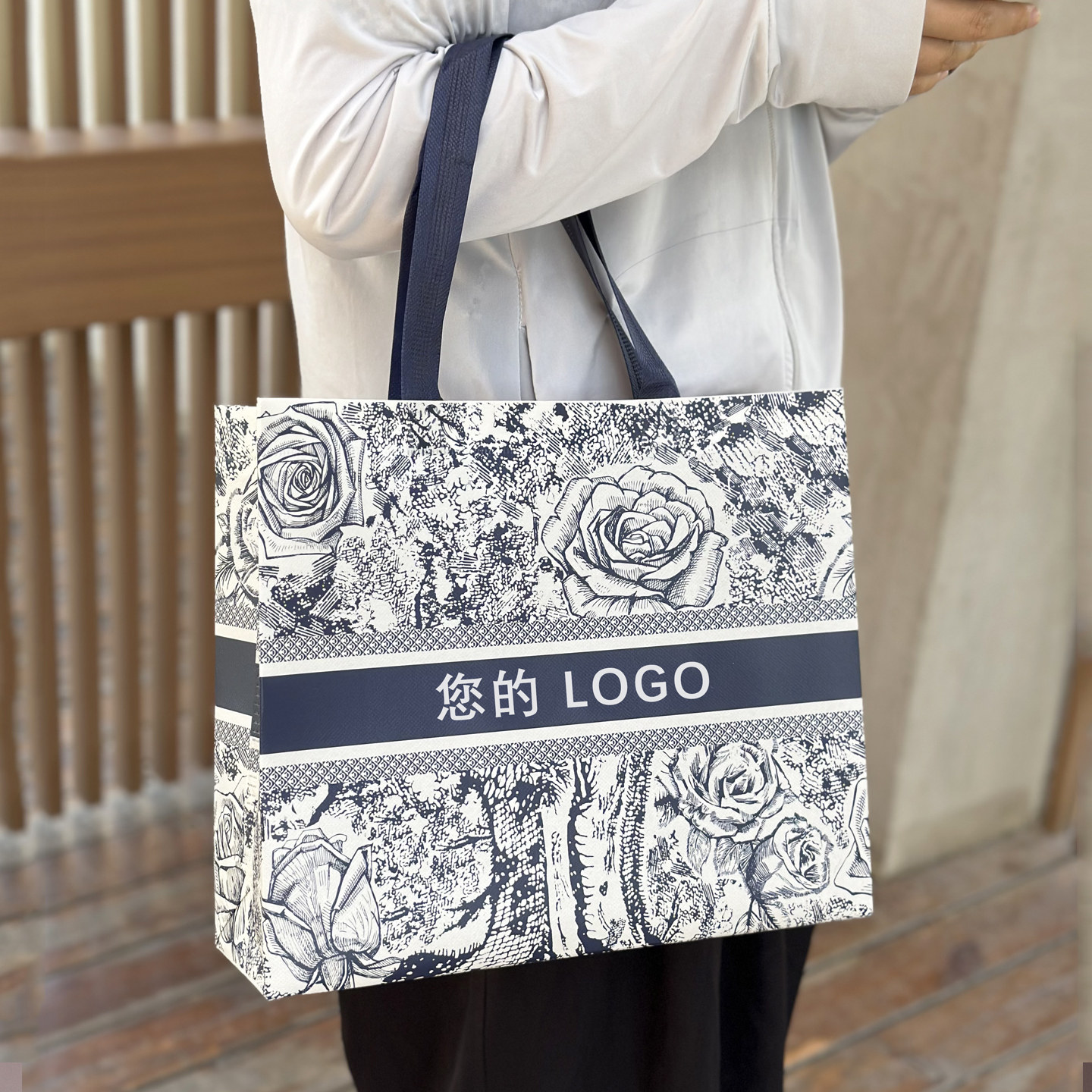 时尚加厚覆膜无纺布手提袋定制服装店袋子鞋盒童装袋礼品包装高档