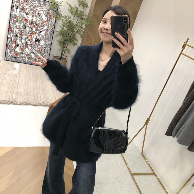秋冬桑蚕丝V领中长款羊毛针织衫