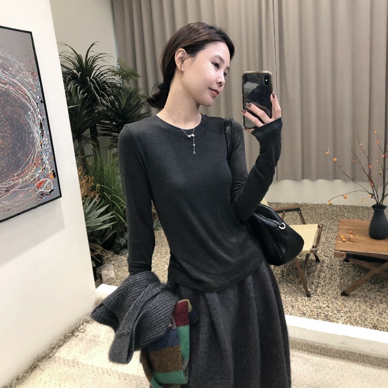 2025春装天丝羊毛面膜T女薄款灰色内搭打底衫长袖T恤圆领正肩上衣