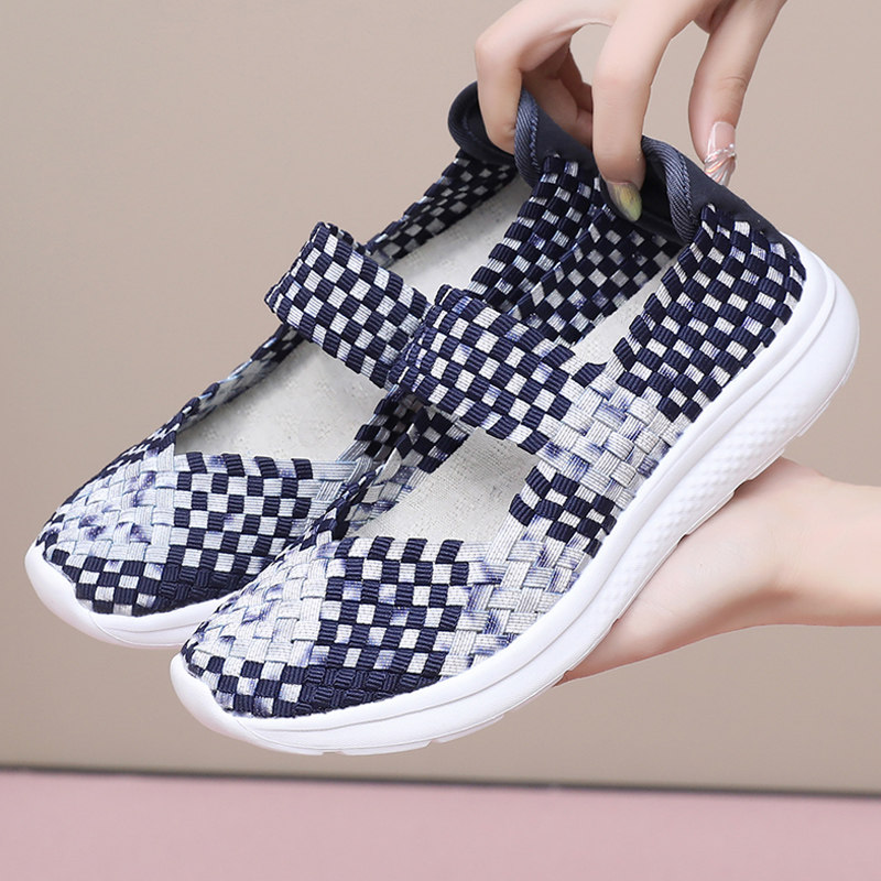 中老年妈妈鞋春夏老北京布鞋女新款软底透气编织鞋休闲运动健步鞋