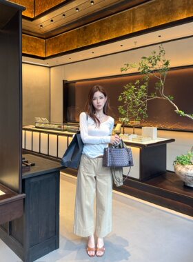 AF Boutique2025秋冬新款 拿捏高级感！卡其色天丝亚麻九分直筒裤